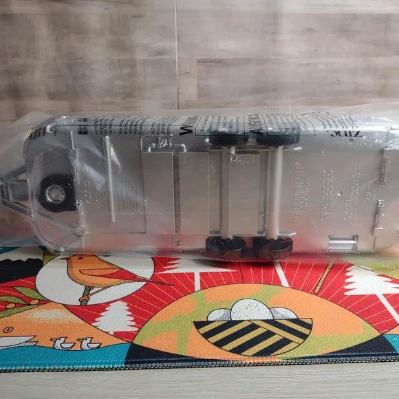 The Accountant 2 Movie Airstream RV Popcorn Bucket AMC Theaters Exclusive NEW - Picture 8 of 10